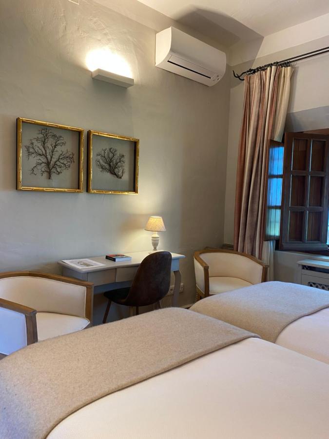 Hotel Rural Las Tejuelas Valdecaballeros Ngoại thất bức ảnh