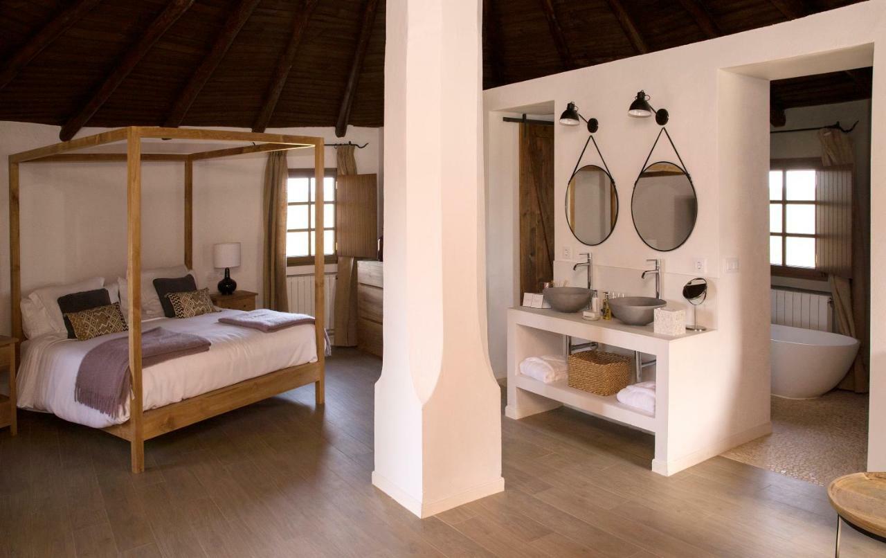 Hotel Rural Las Tejuelas Valdecaballeros Ngoại thất bức ảnh