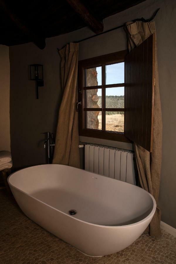 Hotel Rural Las Tejuelas Valdecaballeros Ngoại thất bức ảnh
